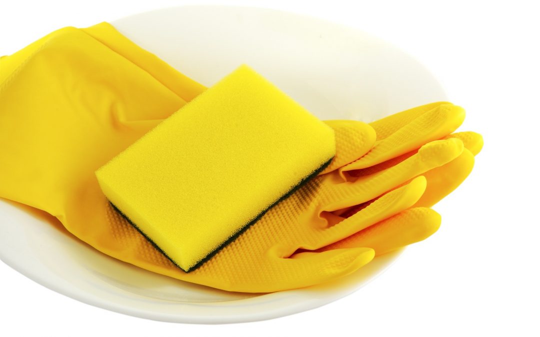 What’s The Difference Between Regular Cleaning and Deep Cleaning?